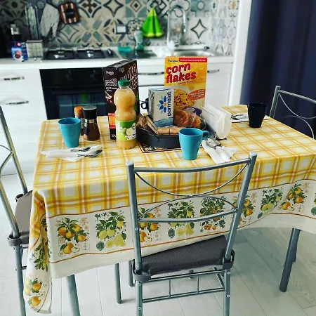 Chista E A Zita!! Lägenhet