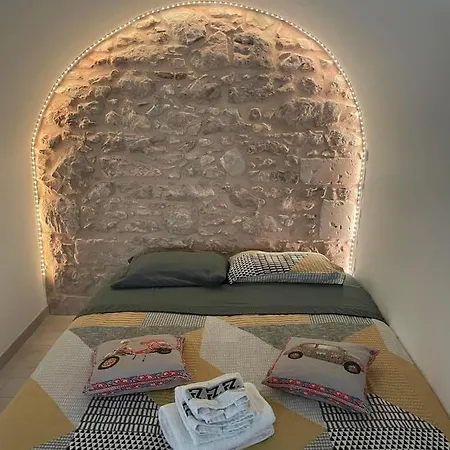 Chista E A Zita!! شقة *